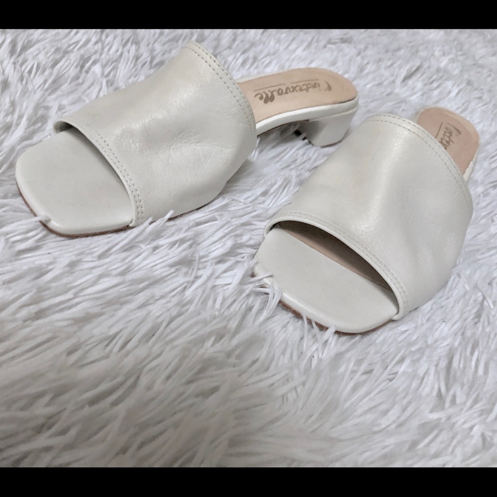 White Ottavia Leather Sandals